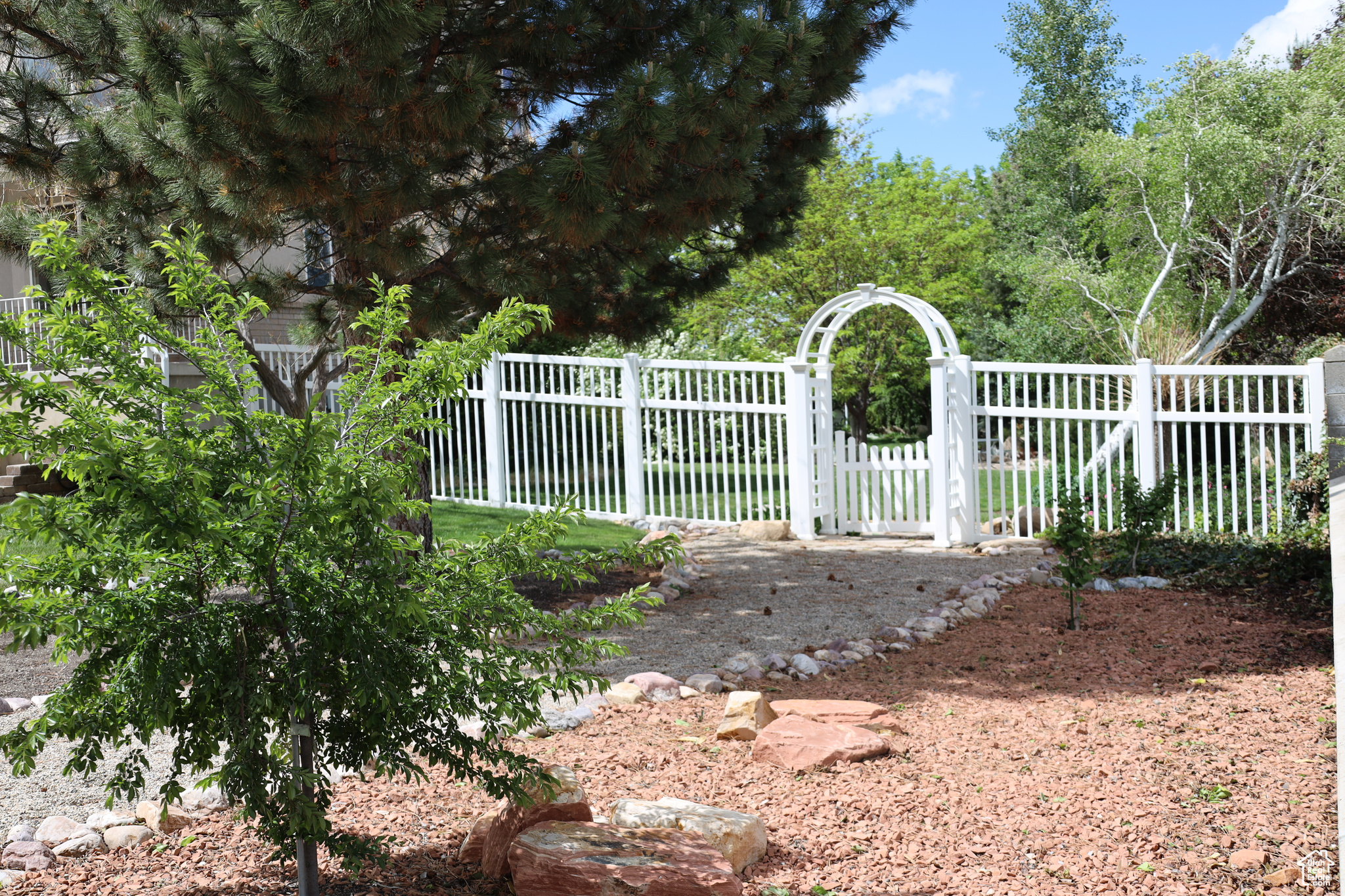 5208 W Case Mountain Rd, West Jordan, Utah image 36