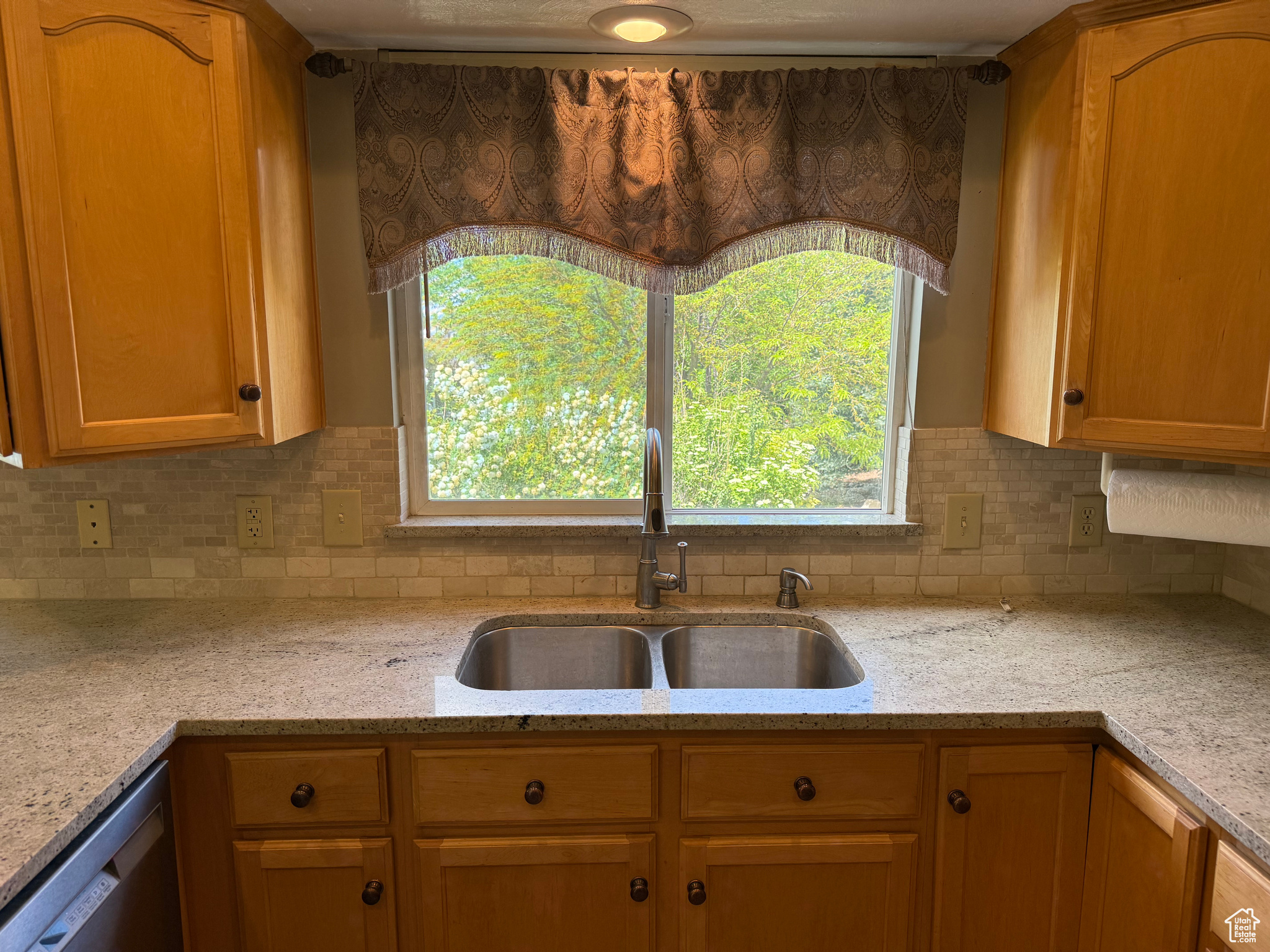 5208 W Case Mountain Rd, West Jordan, Utah image 5