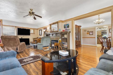 Tiny photo for 393 E CENTER St, Springville, UT 84663 (MLS # 2111595)