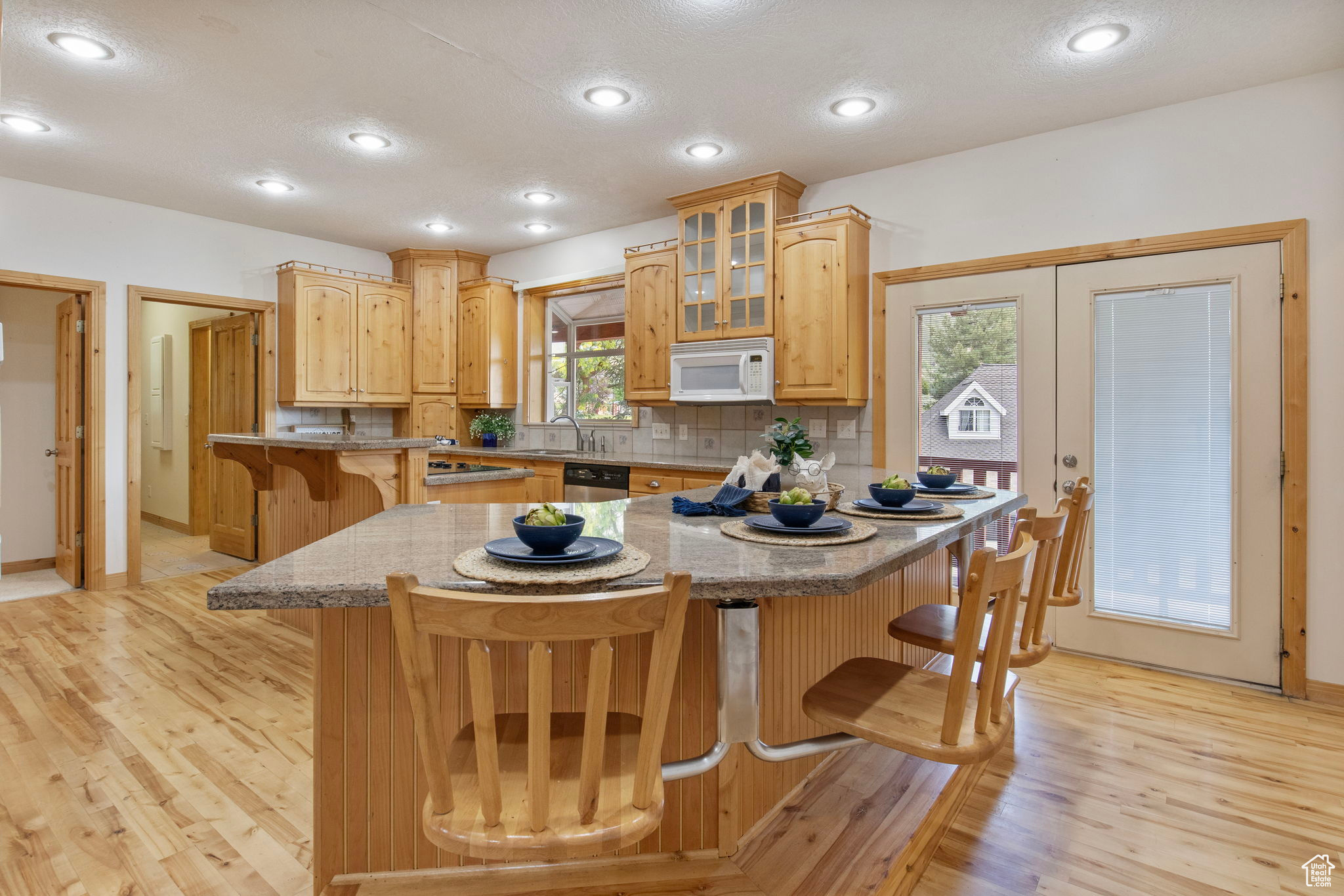 SHERWOOD HILLS - Residential
