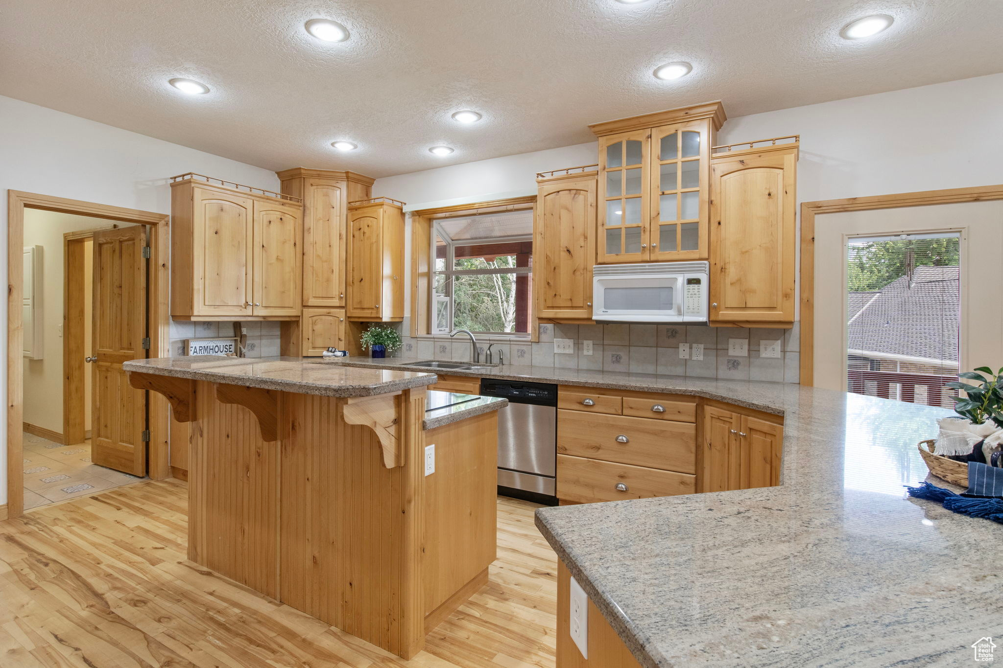 SHERWOOD HILLS - Residential