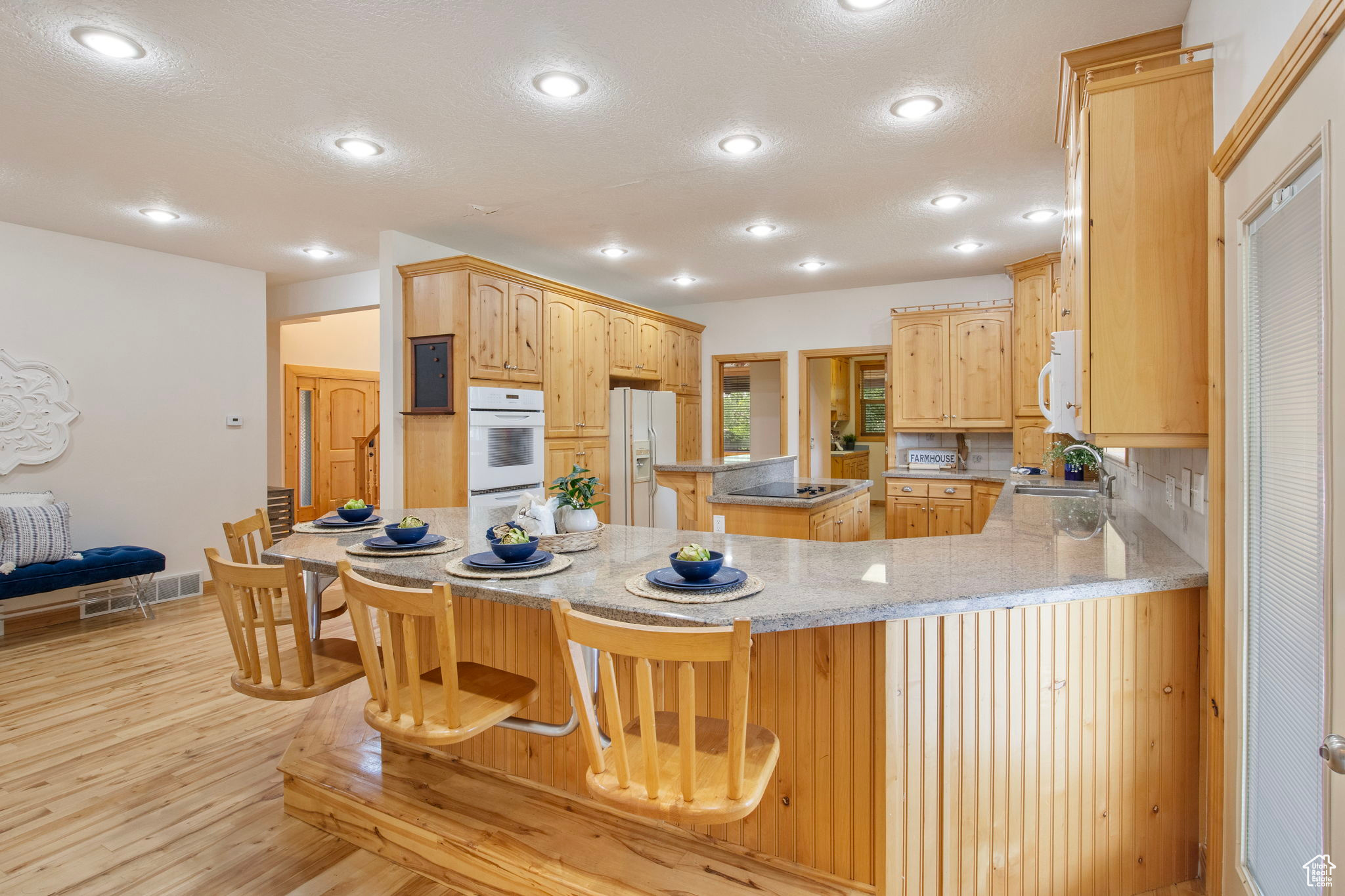 SHERWOOD HILLS - Residential