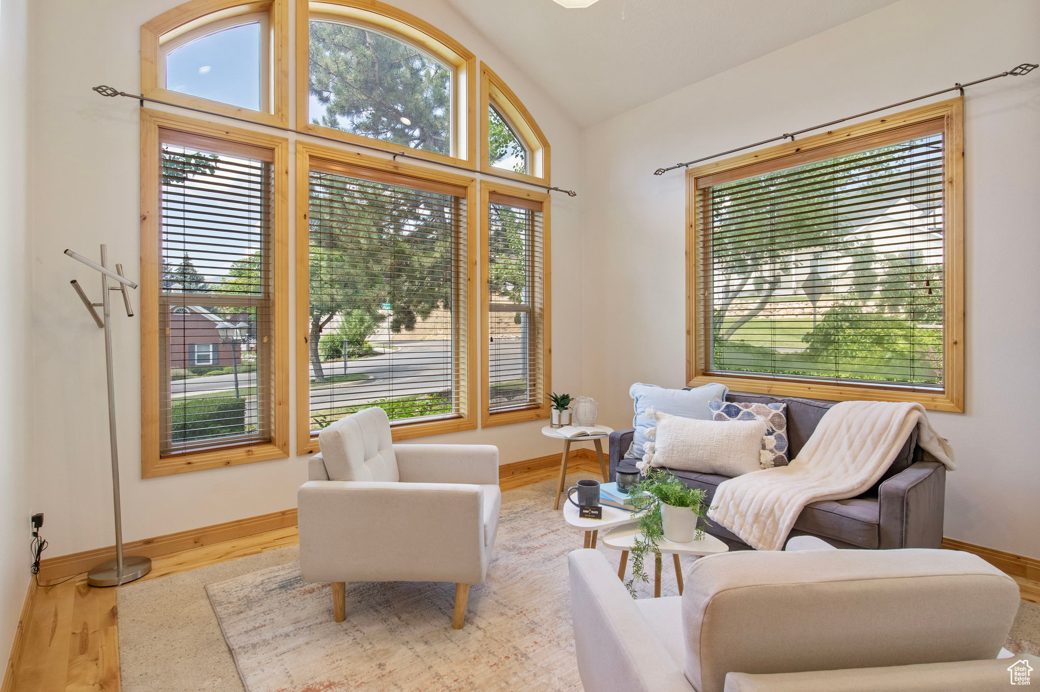 SHERWOOD HILLS - Residential