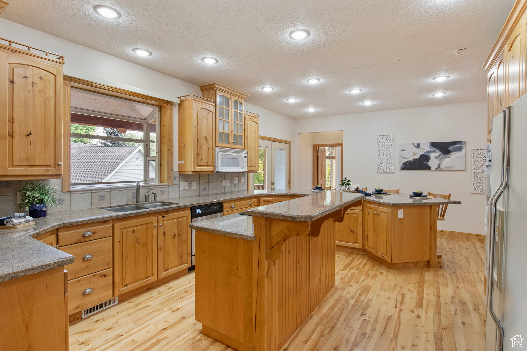 SHERWOOD HILLS - Residential