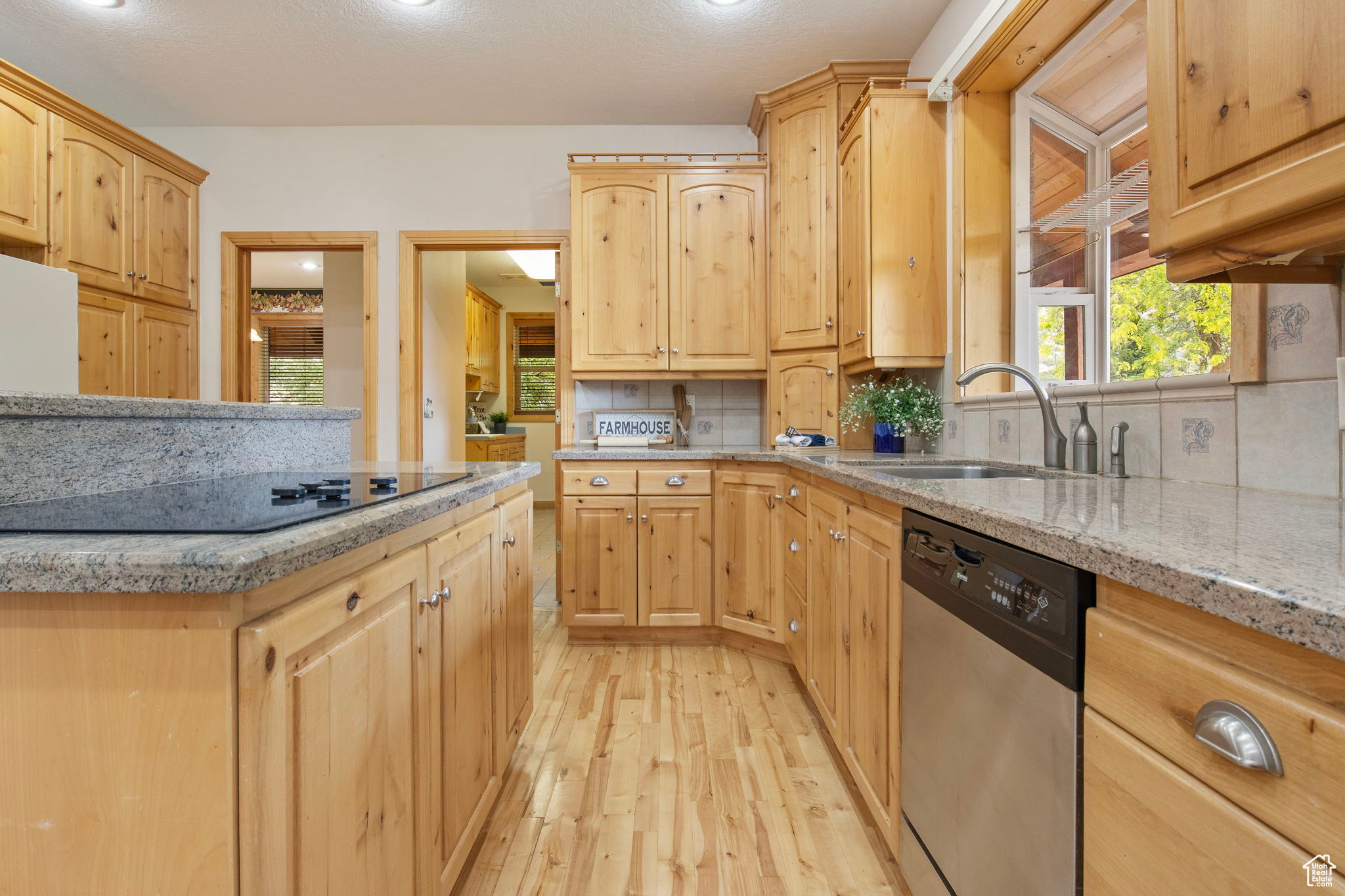 SHERWOOD HILLS - Residential