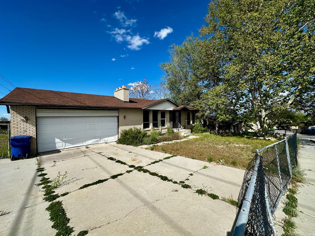 Photo of 3184 W BERNINA DR, Taylorsville, UT 84129 (MLS # 2153188)