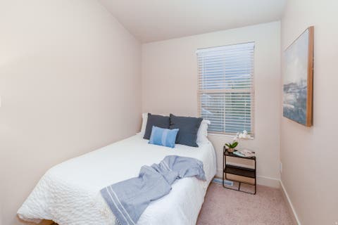 Tiny photo for 10693 S TOPVIEW RD, South Jordan, UT 84009 (MLS # 2173177)