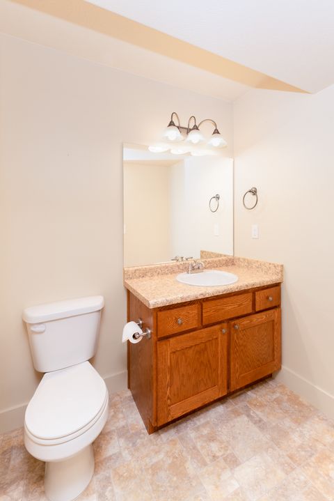 Tiny photo for 10693 S TOPVIEW RD, South Jordan, UT 84009 (MLS # 2173177)