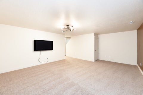 Tiny photo for 10693 S TOPVIEW RD, South Jordan, UT 84009 (MLS # 2173177)