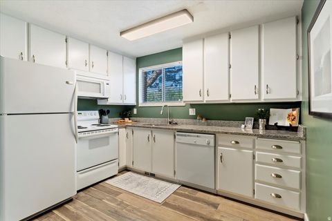 Tiny photo for 1263 E COTTONWOOD HILLS DR S, Sandy, UT 84094 (MLS # 2124349)