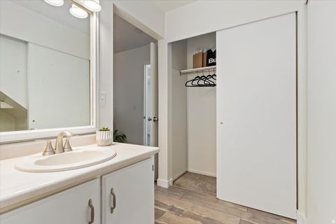 Tiny photo for 1263 E COTTONWOOD HILLS DR S, Sandy, UT 84094 (MLS # 2124349)