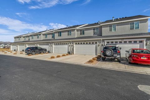 Tiny photo for 266 N PORTSIDE LN, Saratoga Springs, UT 84045 (MLS # 2142271)