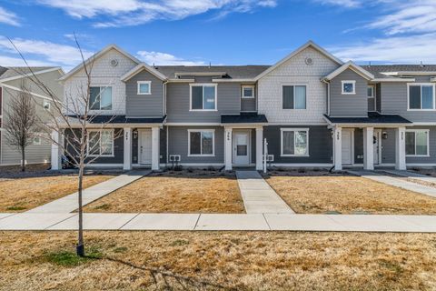 Tiny photo for 266 N PORTSIDE LN, Saratoga Springs, UT 84045 (MLS # 2142271)