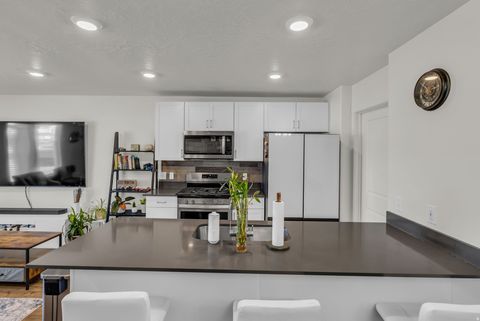 Tiny photo for 266 N PORTSIDE LN, Saratoga Springs, UT 84045 (MLS # 2142271)