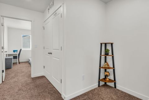 Tiny photo for 266 N PORTSIDE LN, Saratoga Springs, UT 84045 (MLS # 2142271)