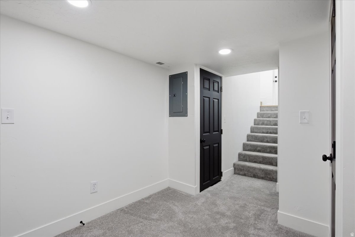 ROSEDALE - Residential