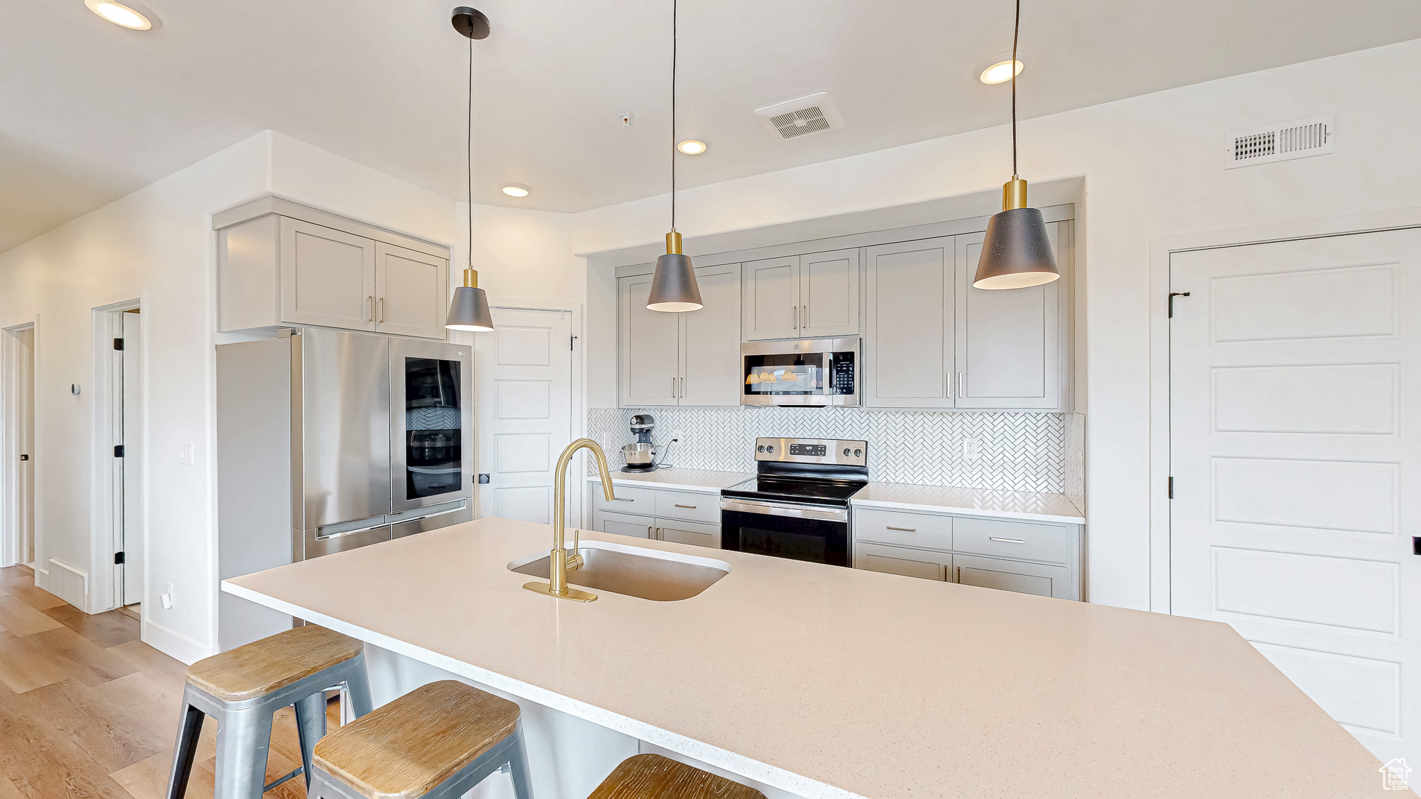 376 S 1080 #301, American Fork, Utah image 2