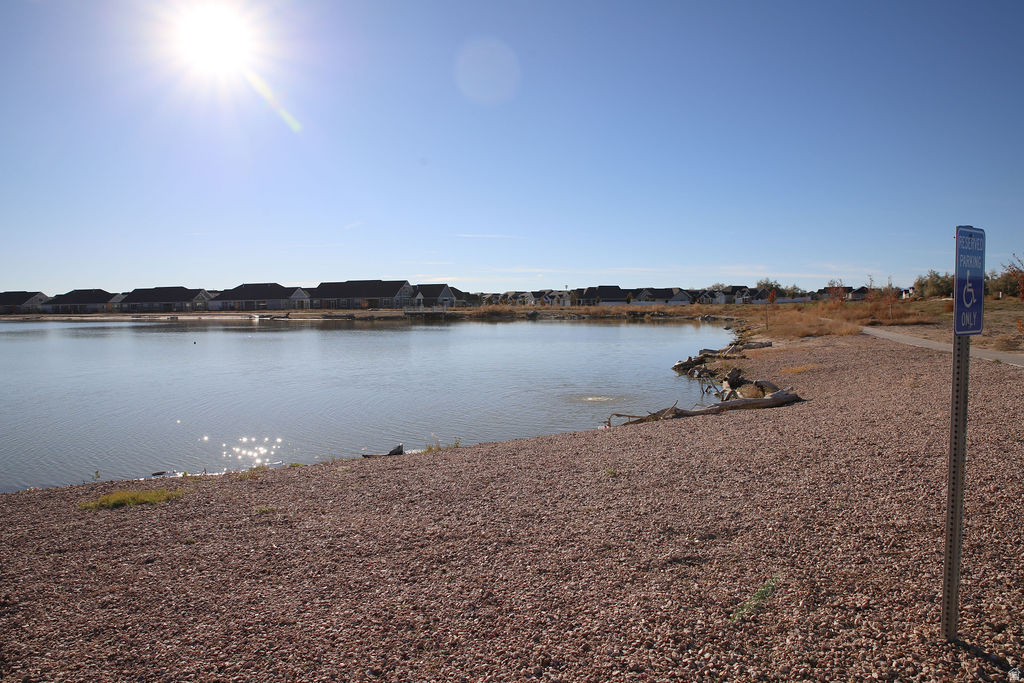 THE COURTYARD AT GREEN FARM - Residential