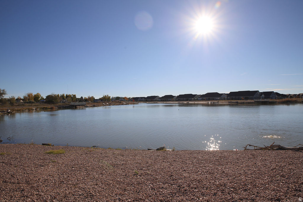 THE COURTYARD AT GREEN FARM - Residential