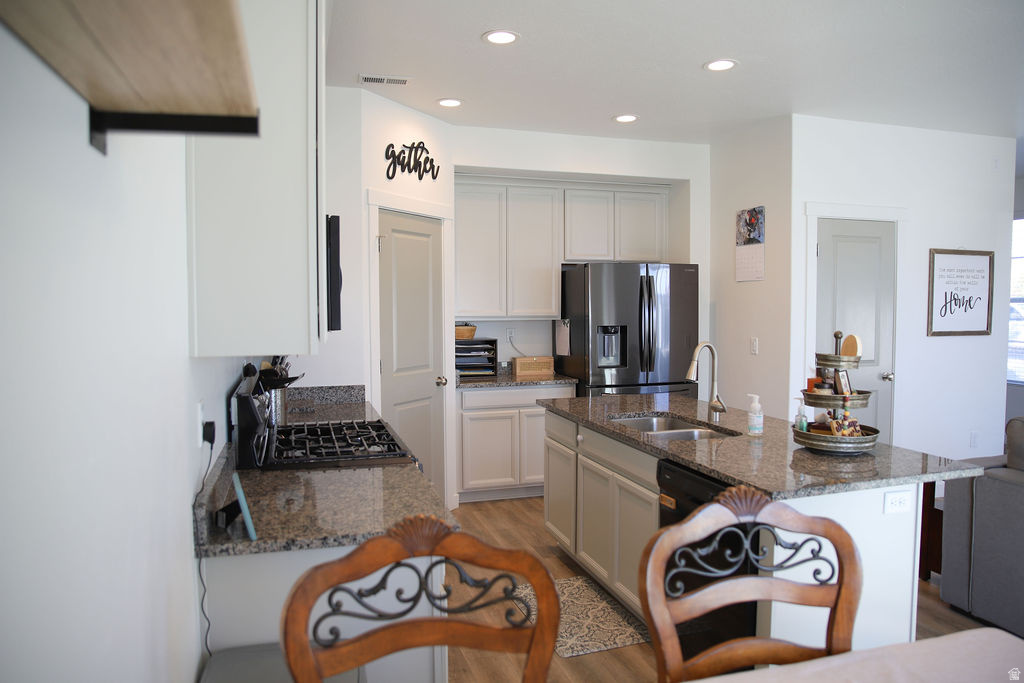 THE COURTYARD AT GREEN FARM - Residential