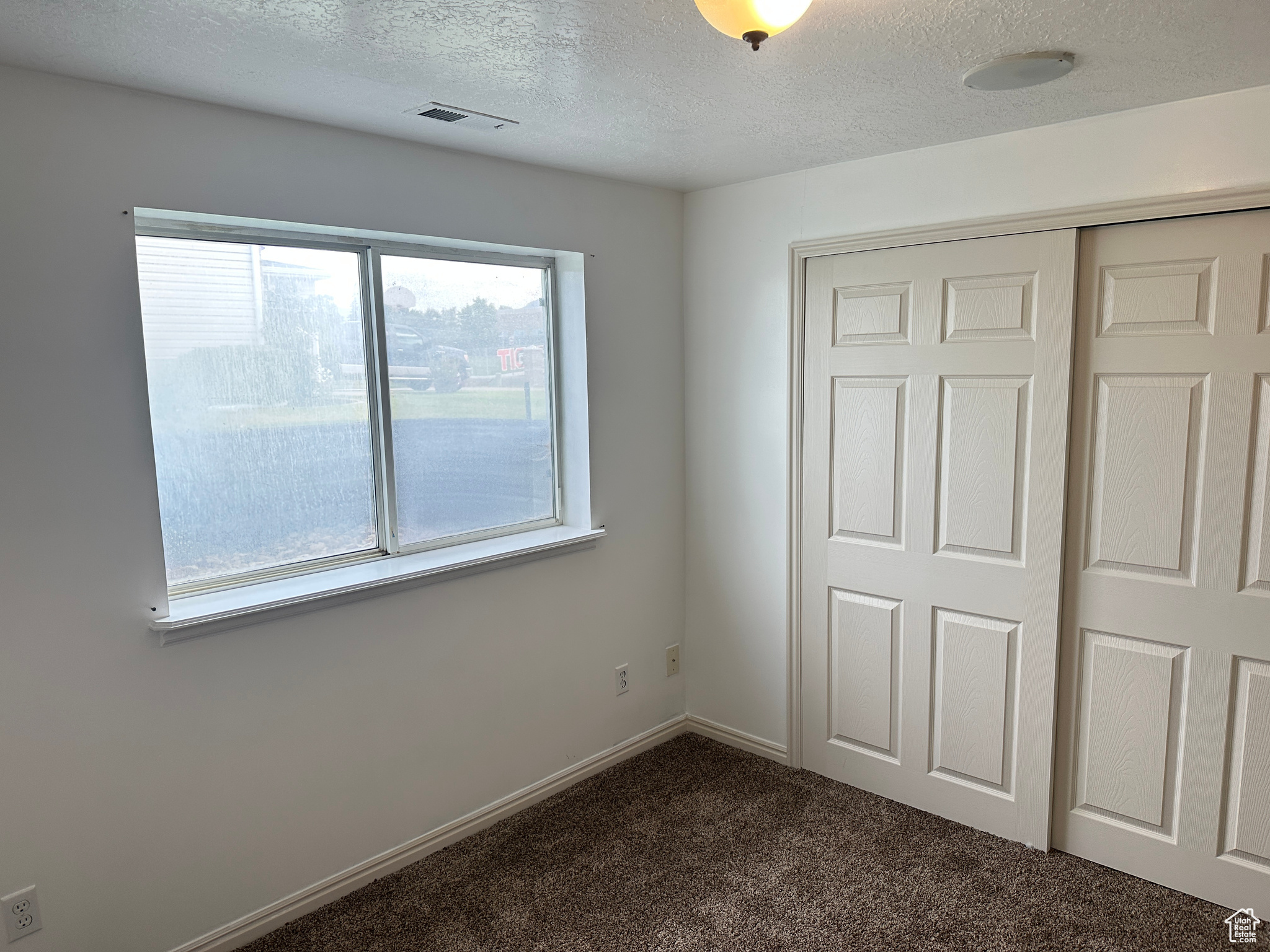 ROYAL VIEW - Residential