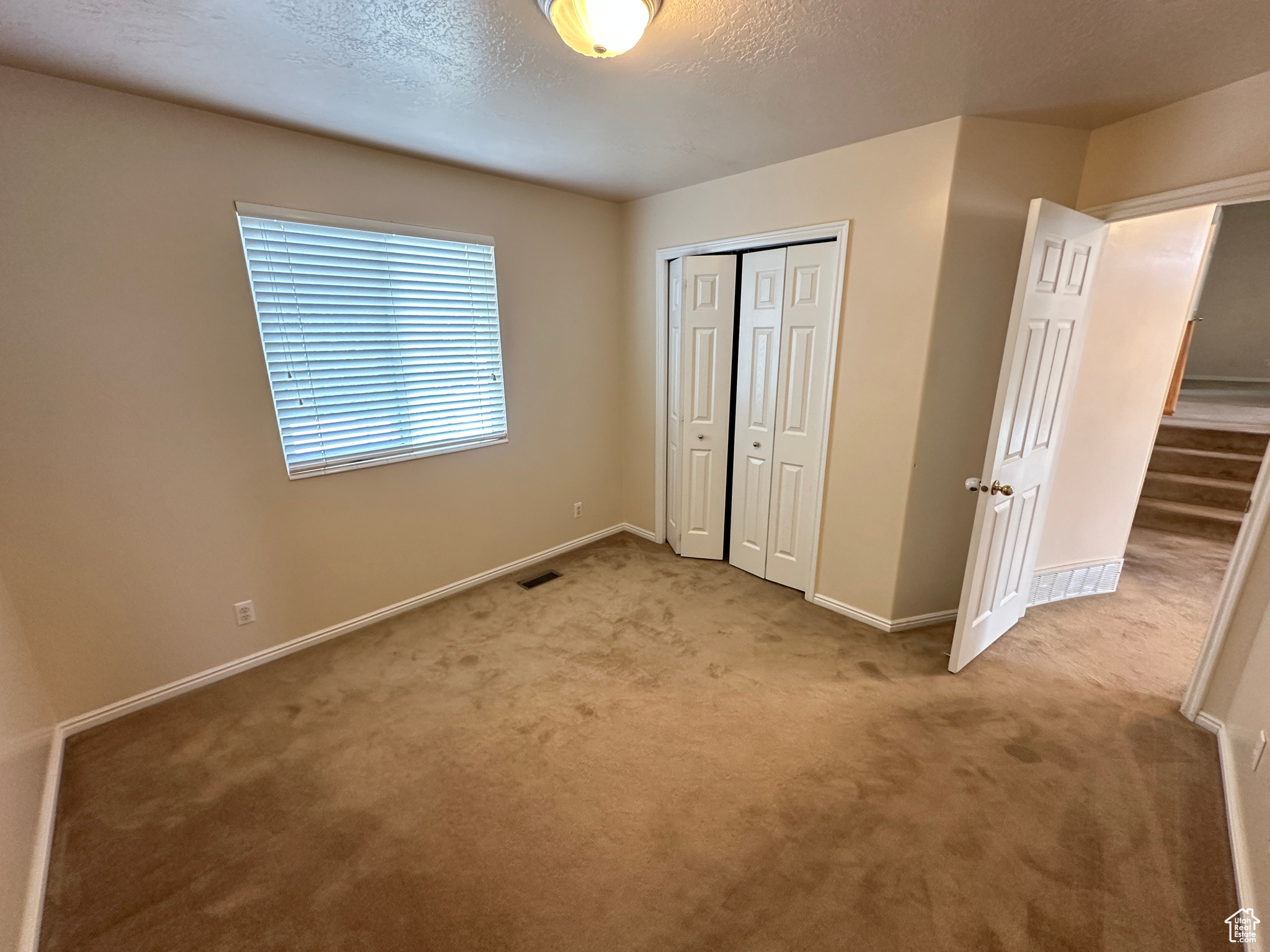 ROYAL VIEW - Residential