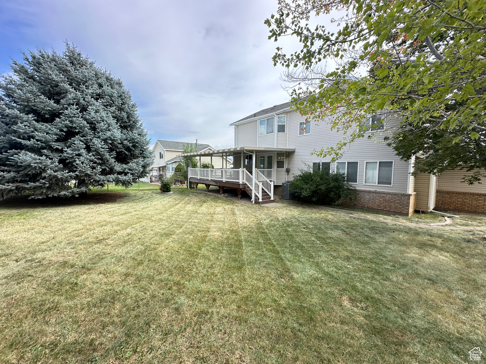 ROYAL VIEW - Residential