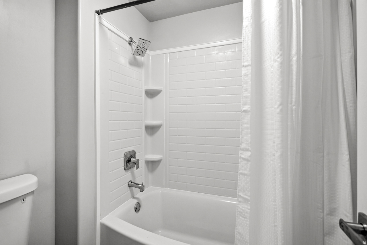 LEGACY FARMS - Residential