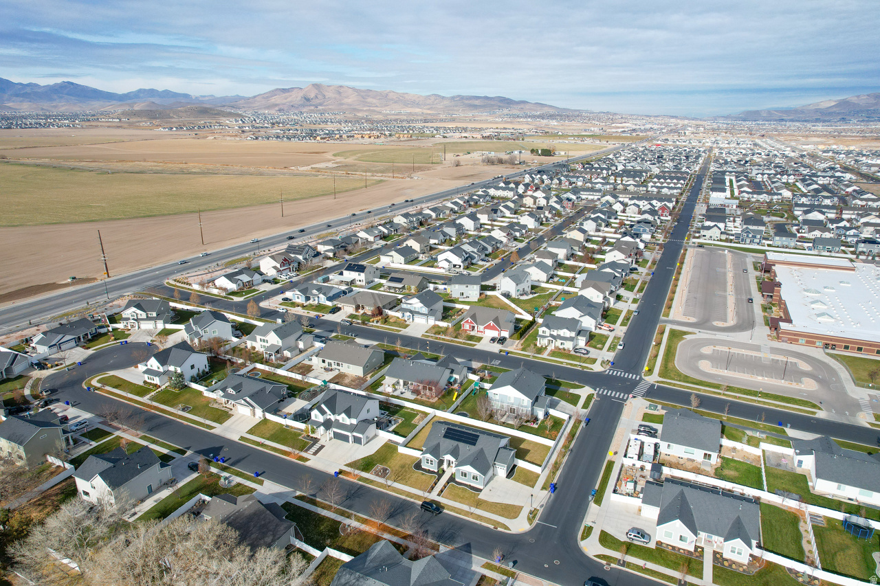 LEGACY FARMS - Residential