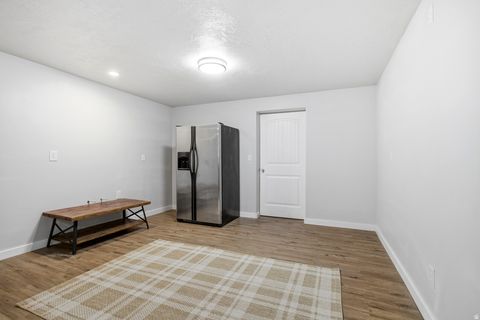 Tiny photo for 108 E PARADISE CT, Saratoga Springs, UT 84045 (MLS # 2125221)