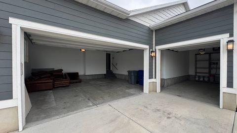 Tiny photo for 108 E PARADISE CT, Saratoga Springs, UT 84045 (MLS # 2125221)