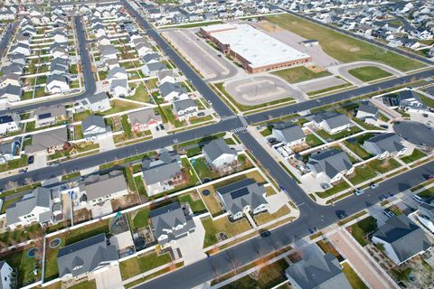 Tiny photo for 108 E PARADISE CT, Saratoga Springs, UT 84045 (MLS # 2125221)