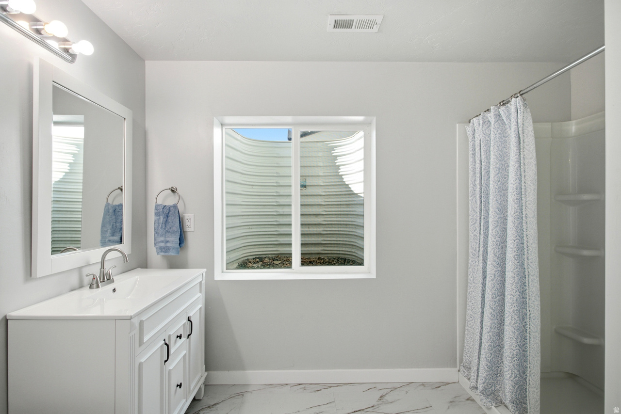 LEGACY FARMS - Residential