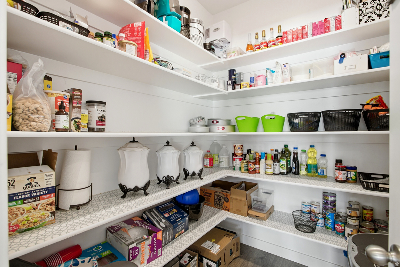 LEGACY FARMS - Residential