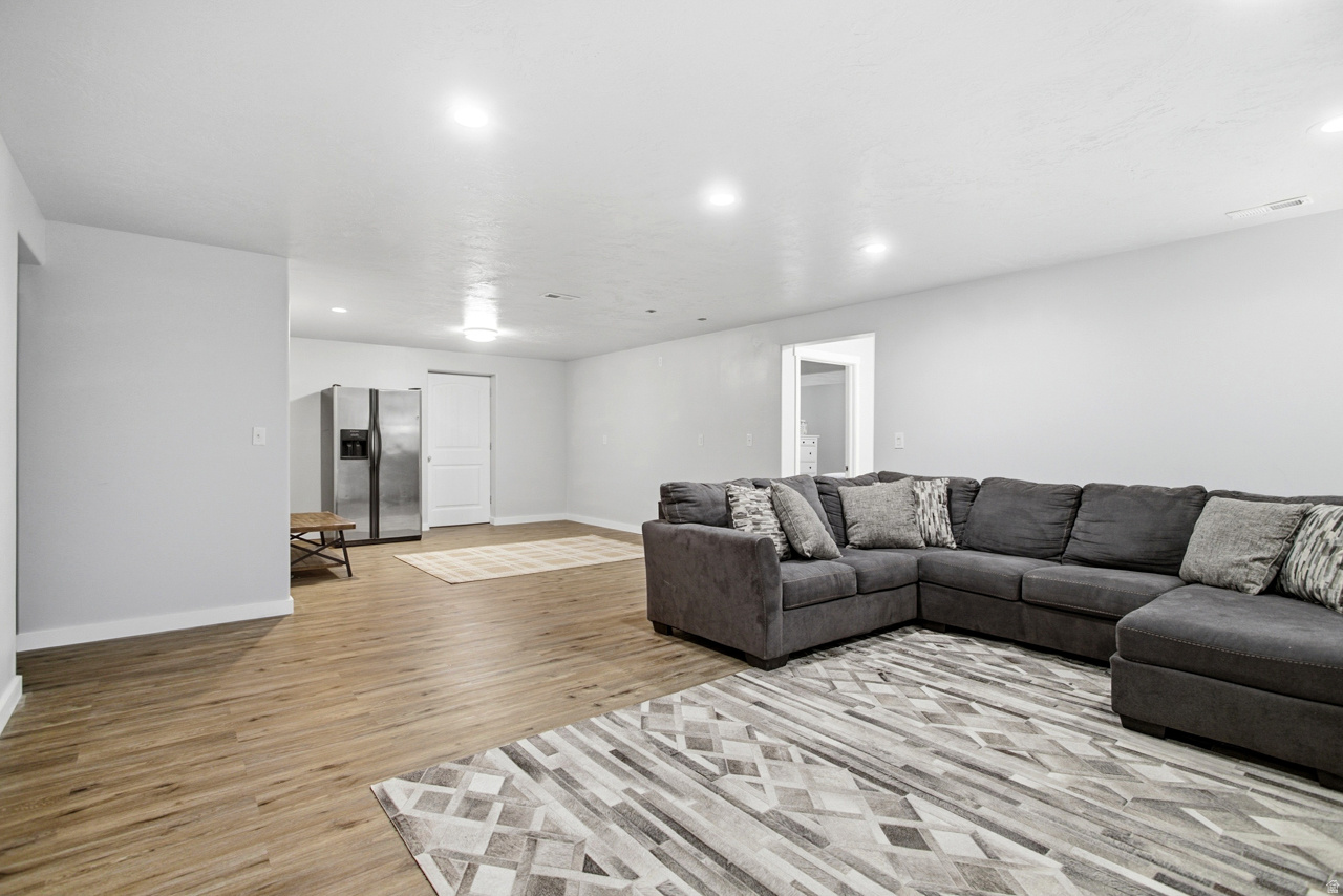 LEGACY FARMS - Residential