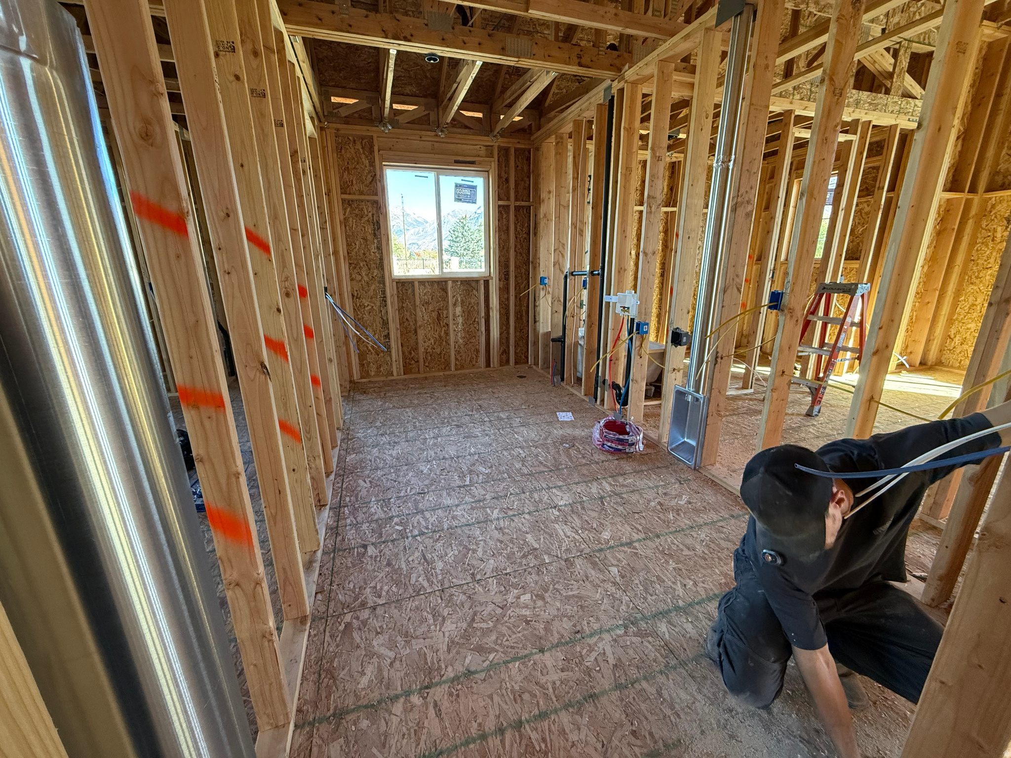 AUTUMN CREST - Residential