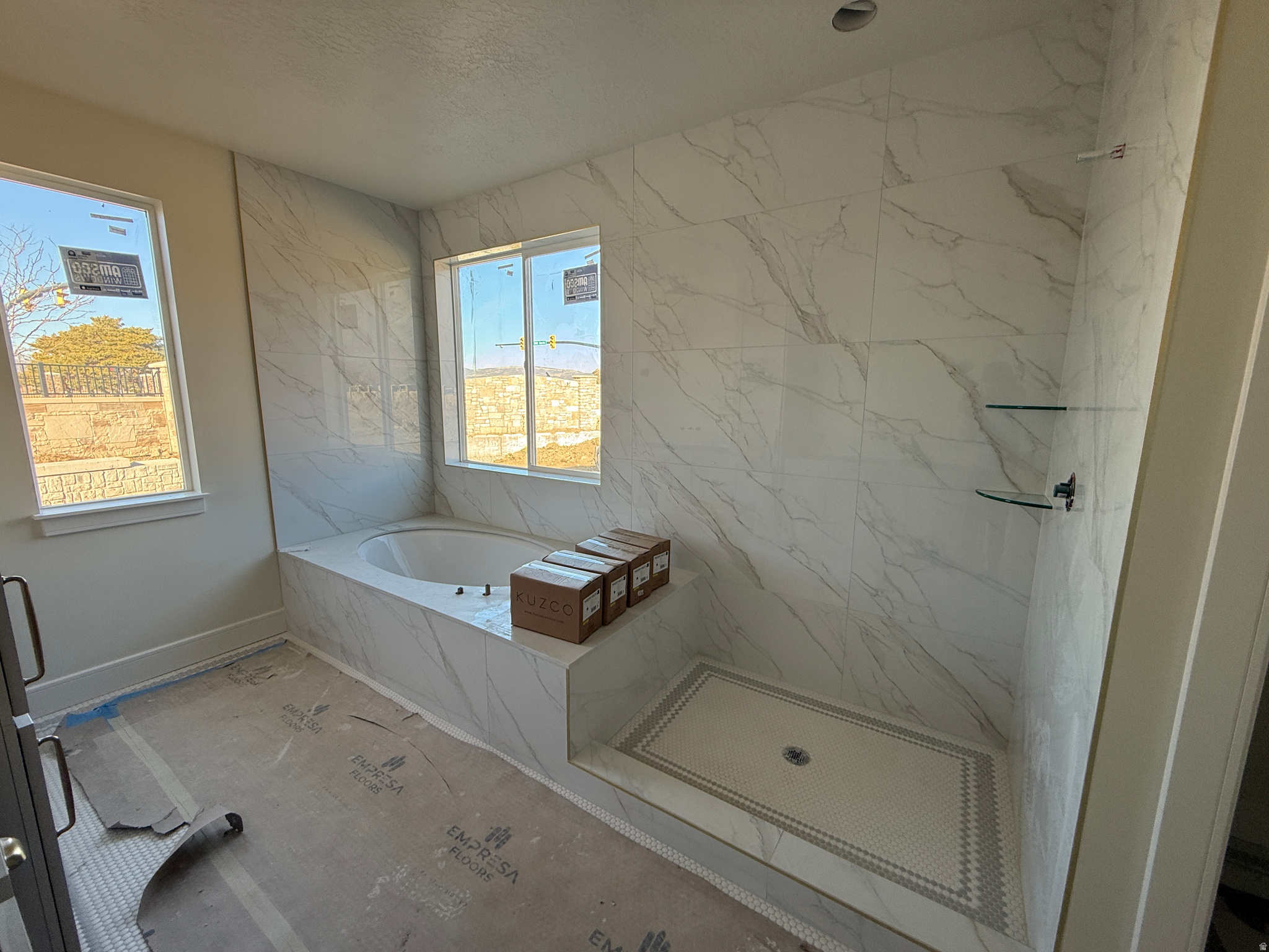 AUTUMN CREST - Residential