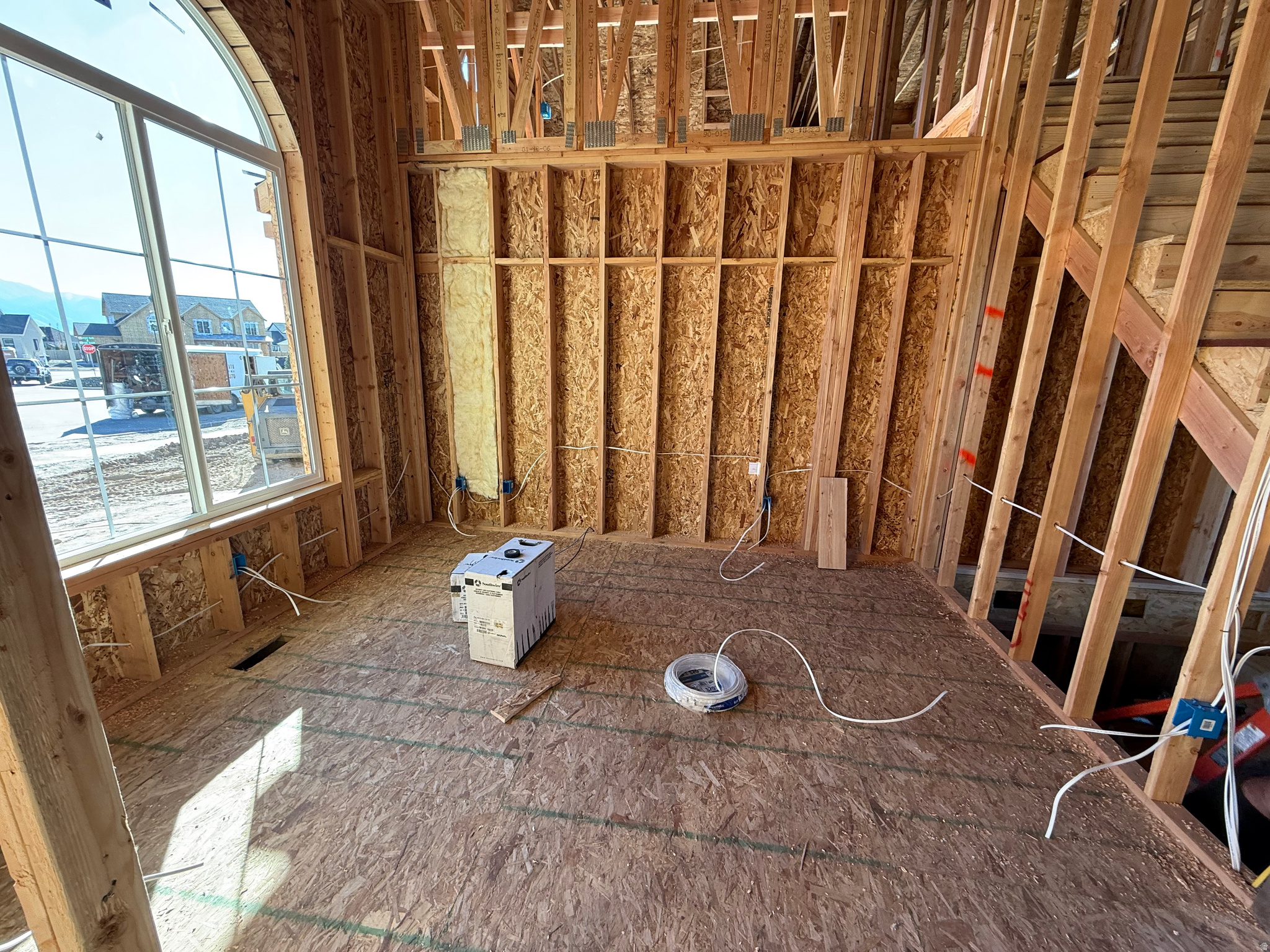 AUTUMN CREST - Residential