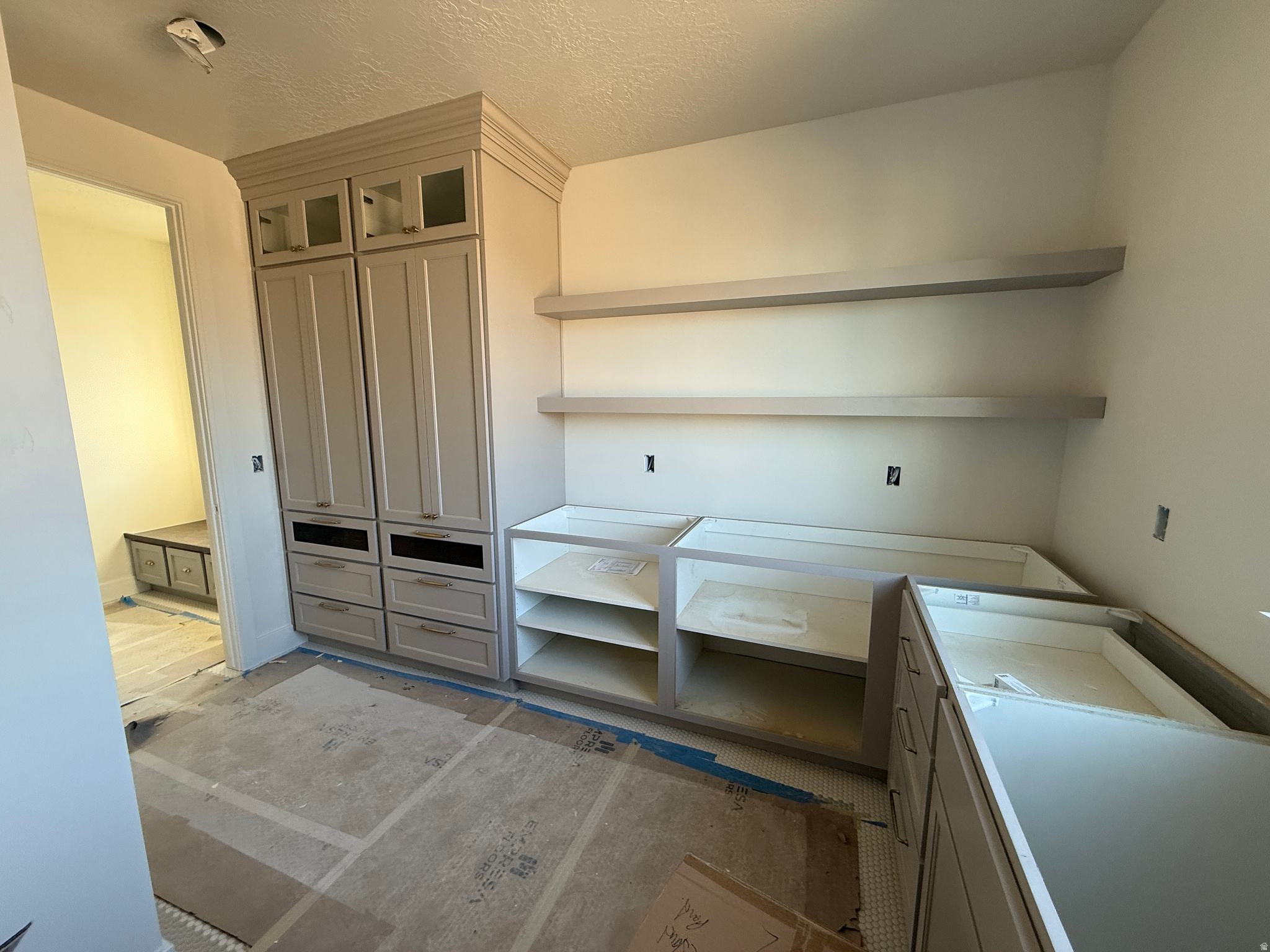 AUTUMN CREST - Residential