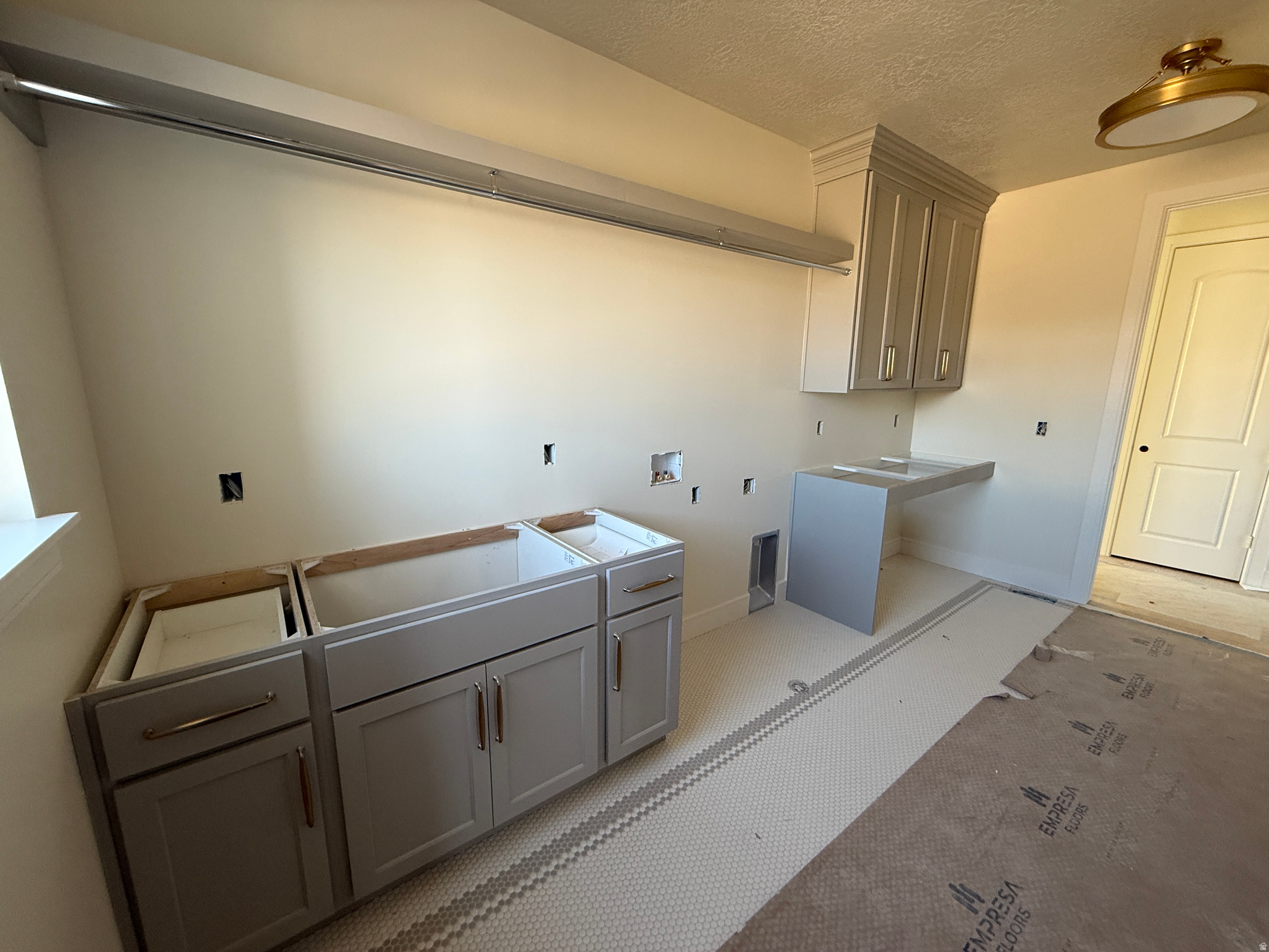 AUTUMN CREST - Residential