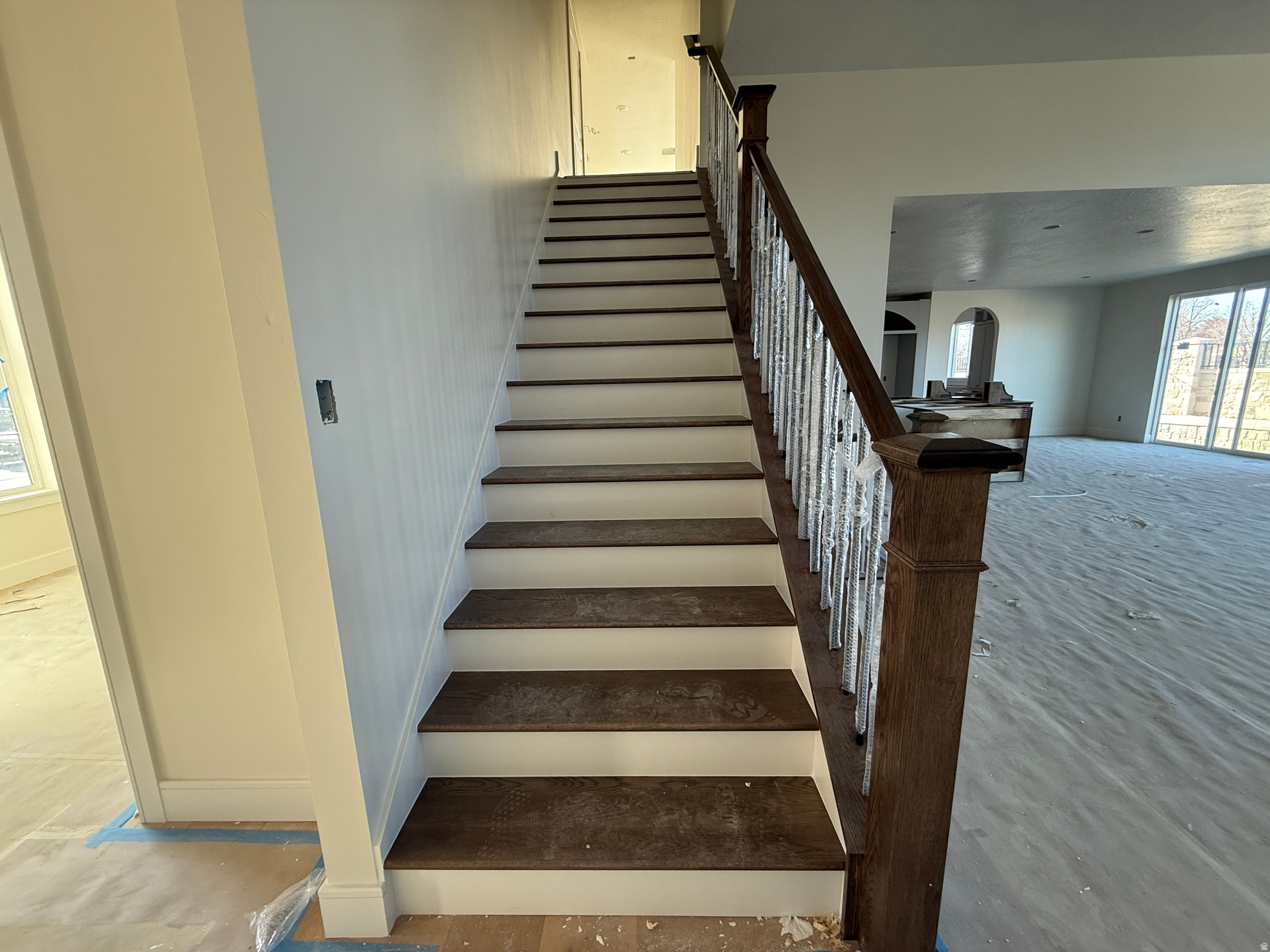 AUTUMN CREST - Residential