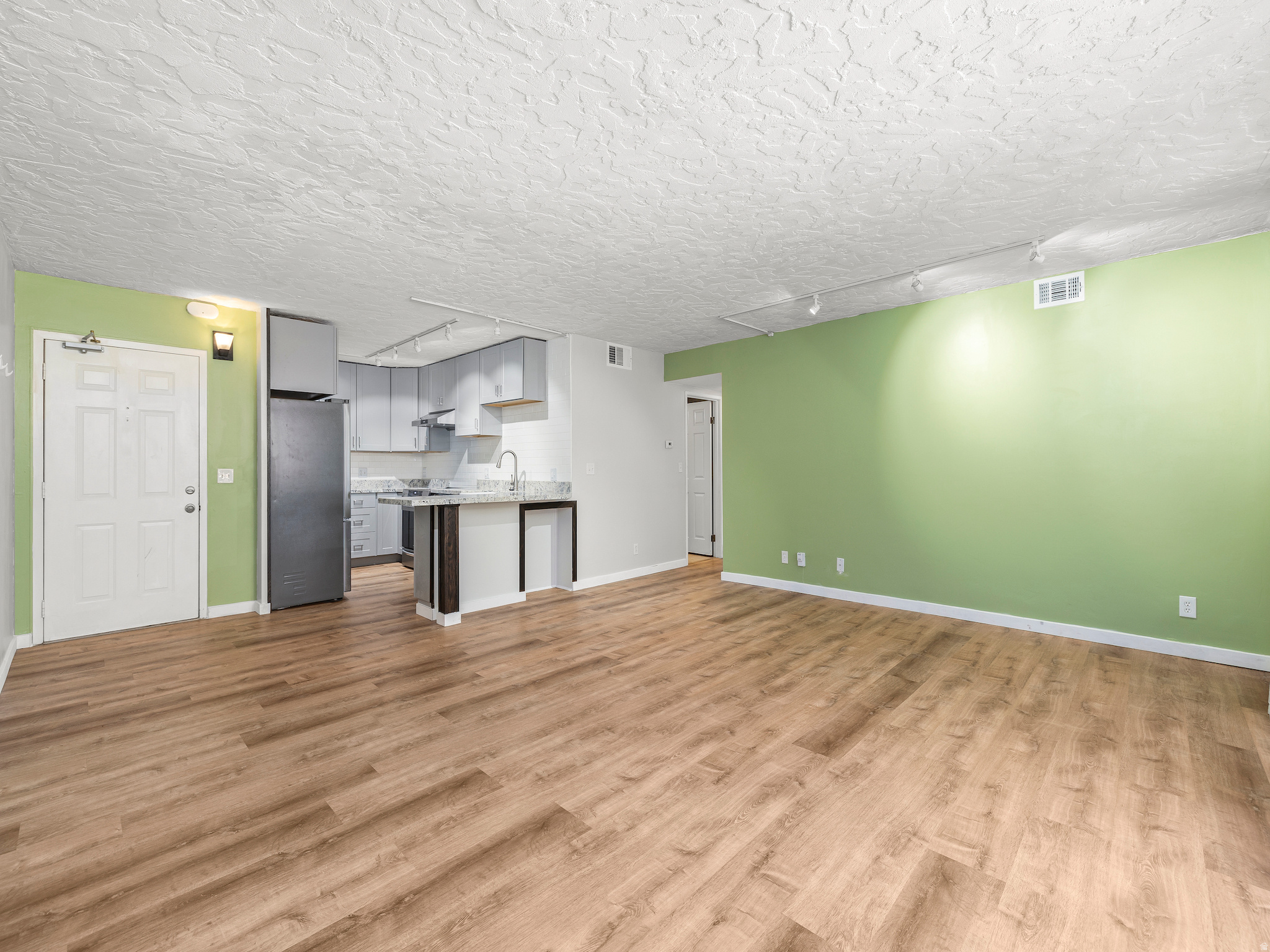 ARLINGTON - Residential