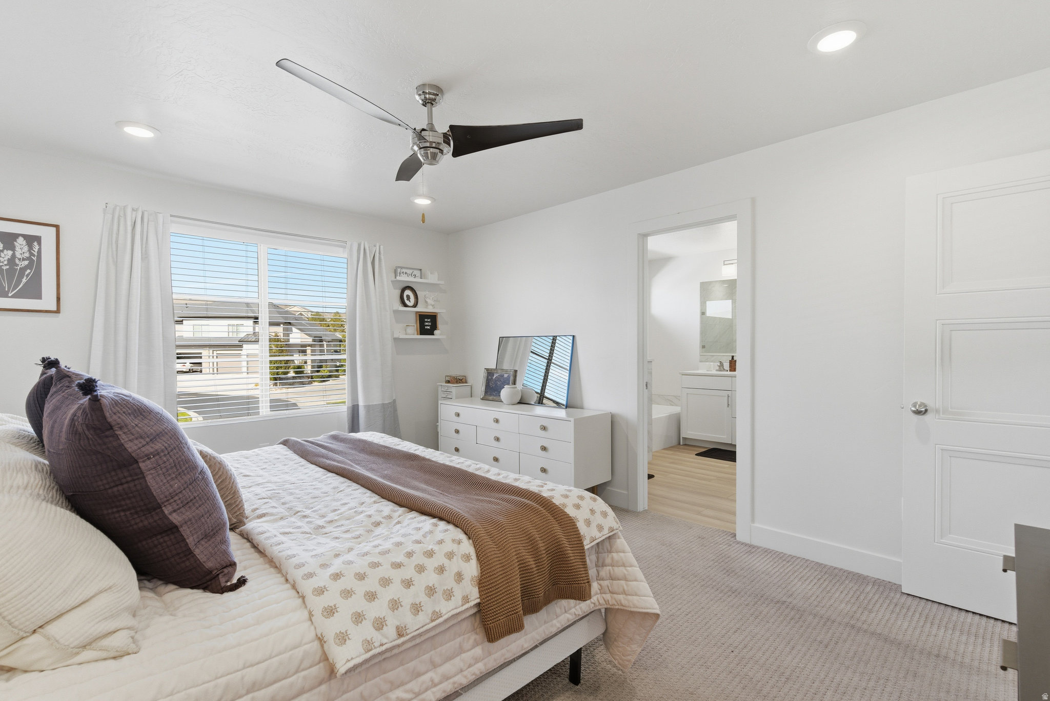 HARVEST VILLAGE - Residential