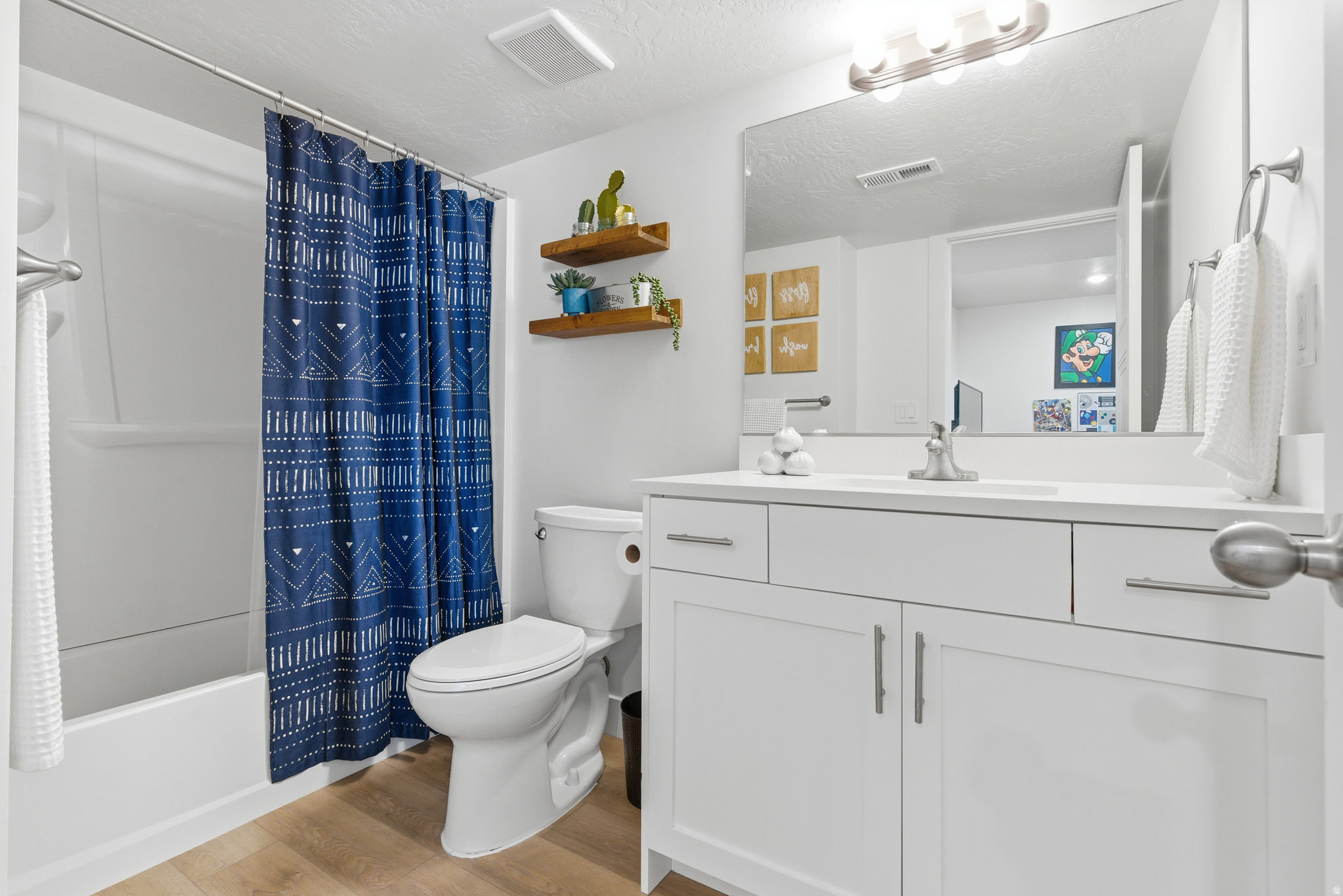 HARVEST VILLAGE - Residential