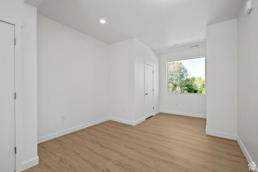 AXIS TOWNHOMES - Residential