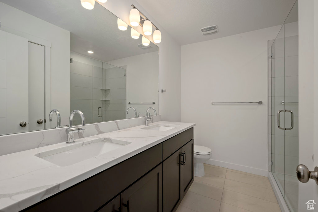 AXIS TOWNHOMES - Residential