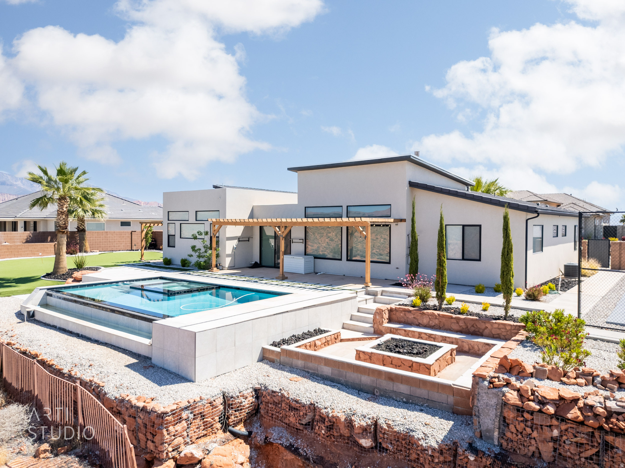 EAGLE SUMMIT ESTATES AMD - Residential