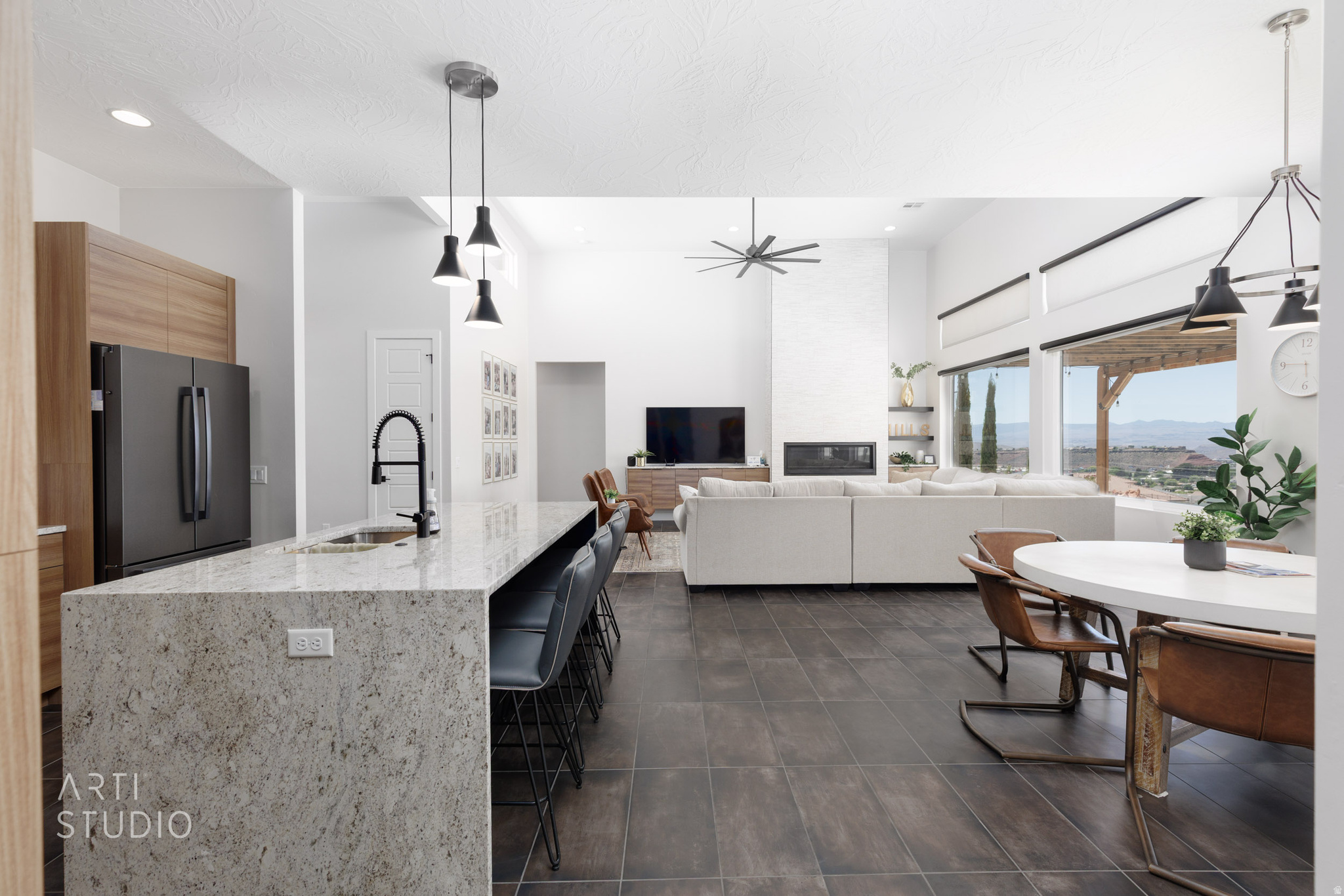 EAGLE SUMMIT ESTATES AMD - Residential