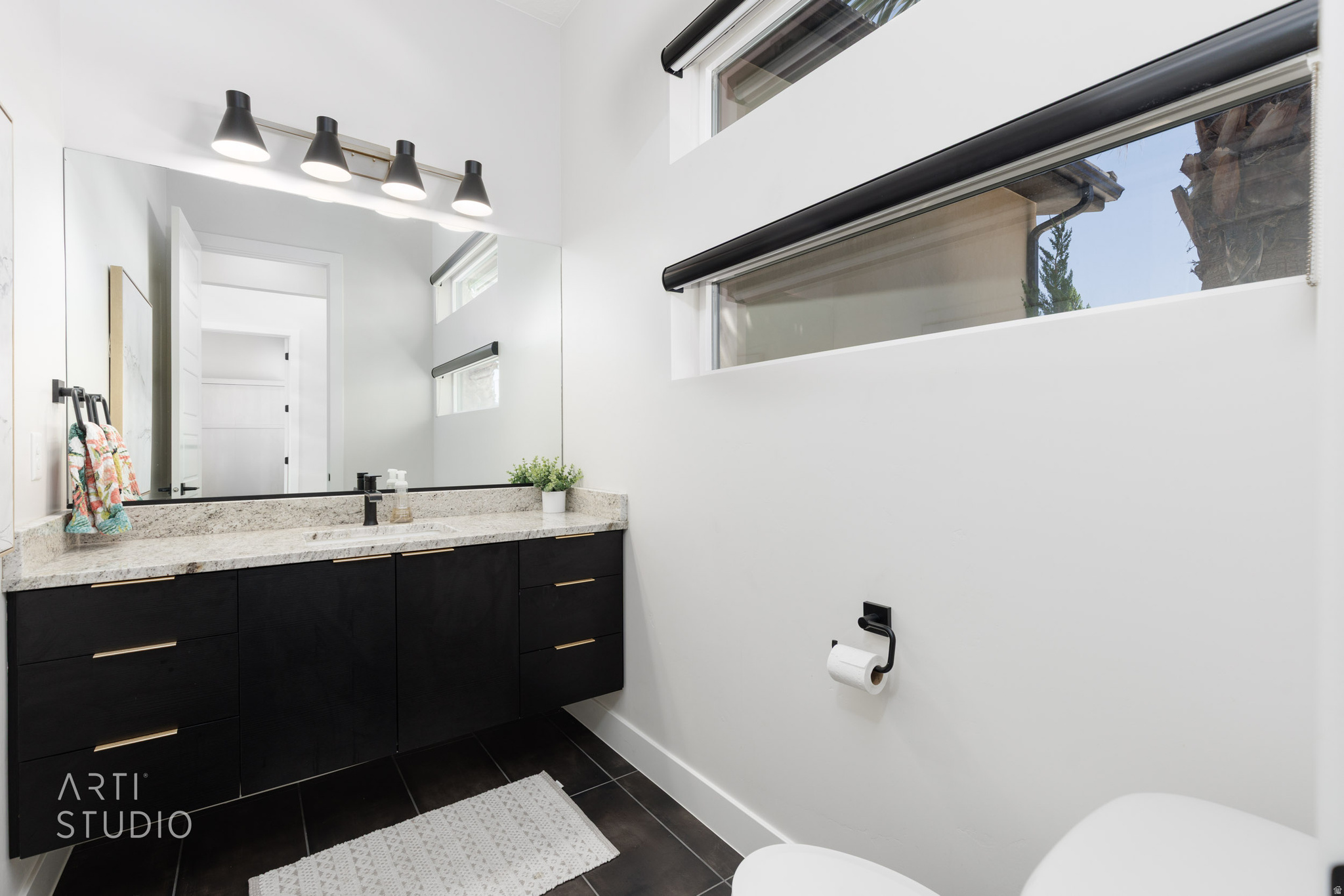 EAGLE SUMMIT ESTATES AMD - Residential