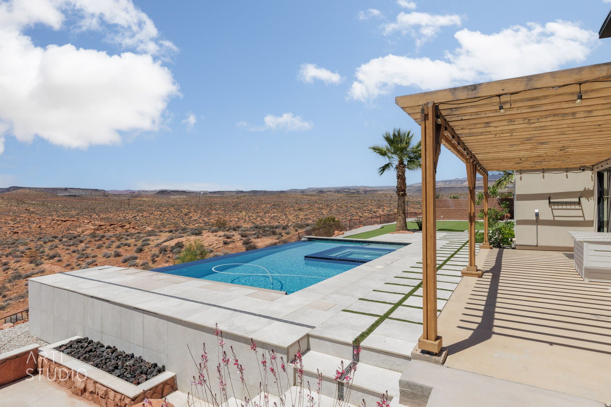 EAGLE SUMMIT ESTATES AMD - Residential